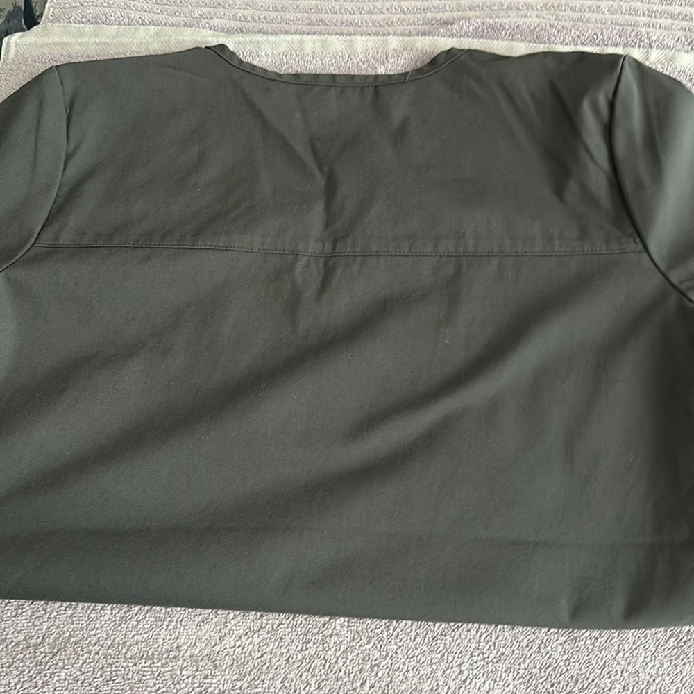 Scrub top - Picture 5 of 5